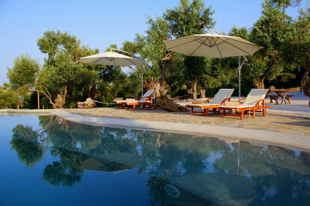 The Infinity 180 Luxury Suites Milia Екстер'єр фото