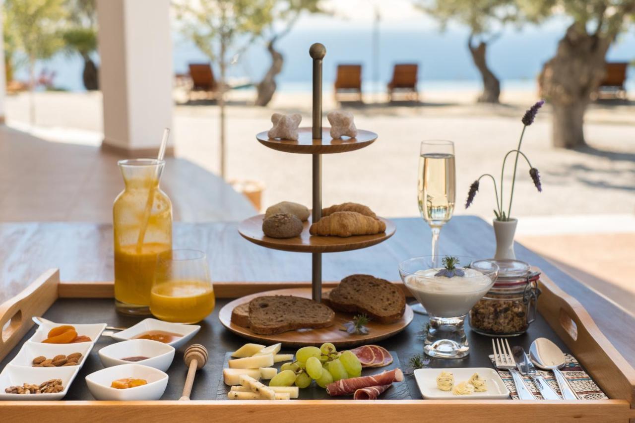 The Infinity 180 Luxury Suites Milia Екстер'єр фото